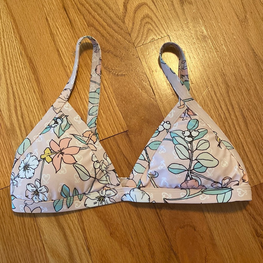 Kulani Kinis size L top.